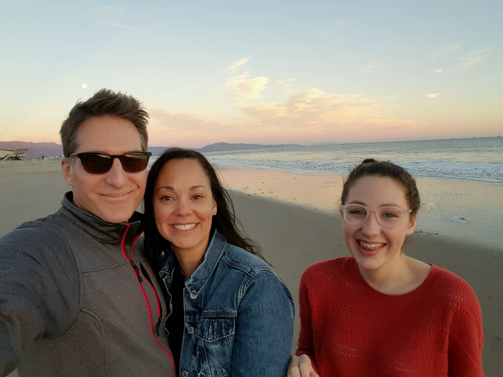 Derek, Dana and what are the chances of living right next door to another girl named Bella?!