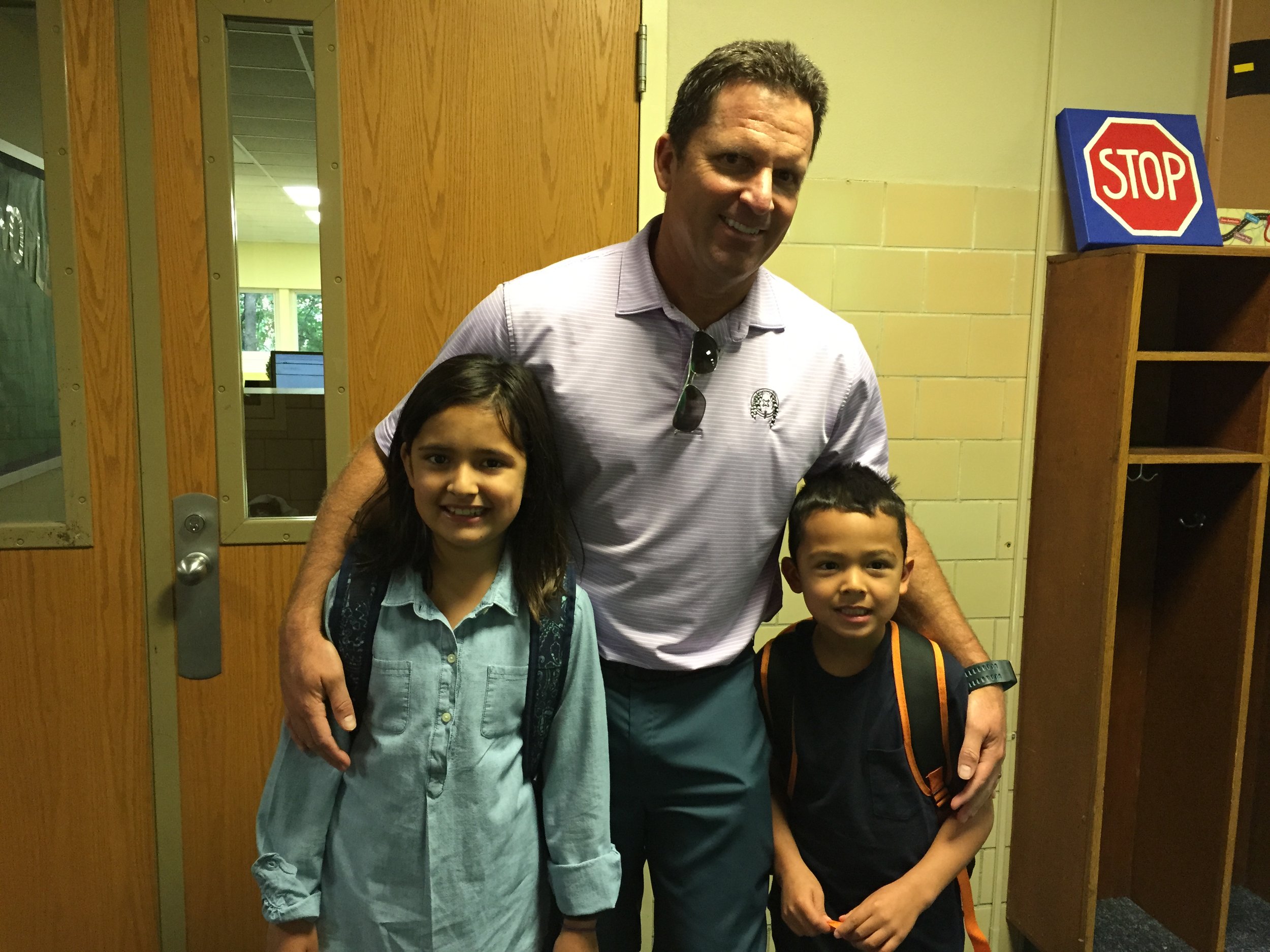 INSTAGRAM MESSAGE: THIS TIME NEXT WEEK THESE 3 WILL BE POSING FOR A FIRST DAY OF SCHOOL PIC LIKE THIS (2015-2016).