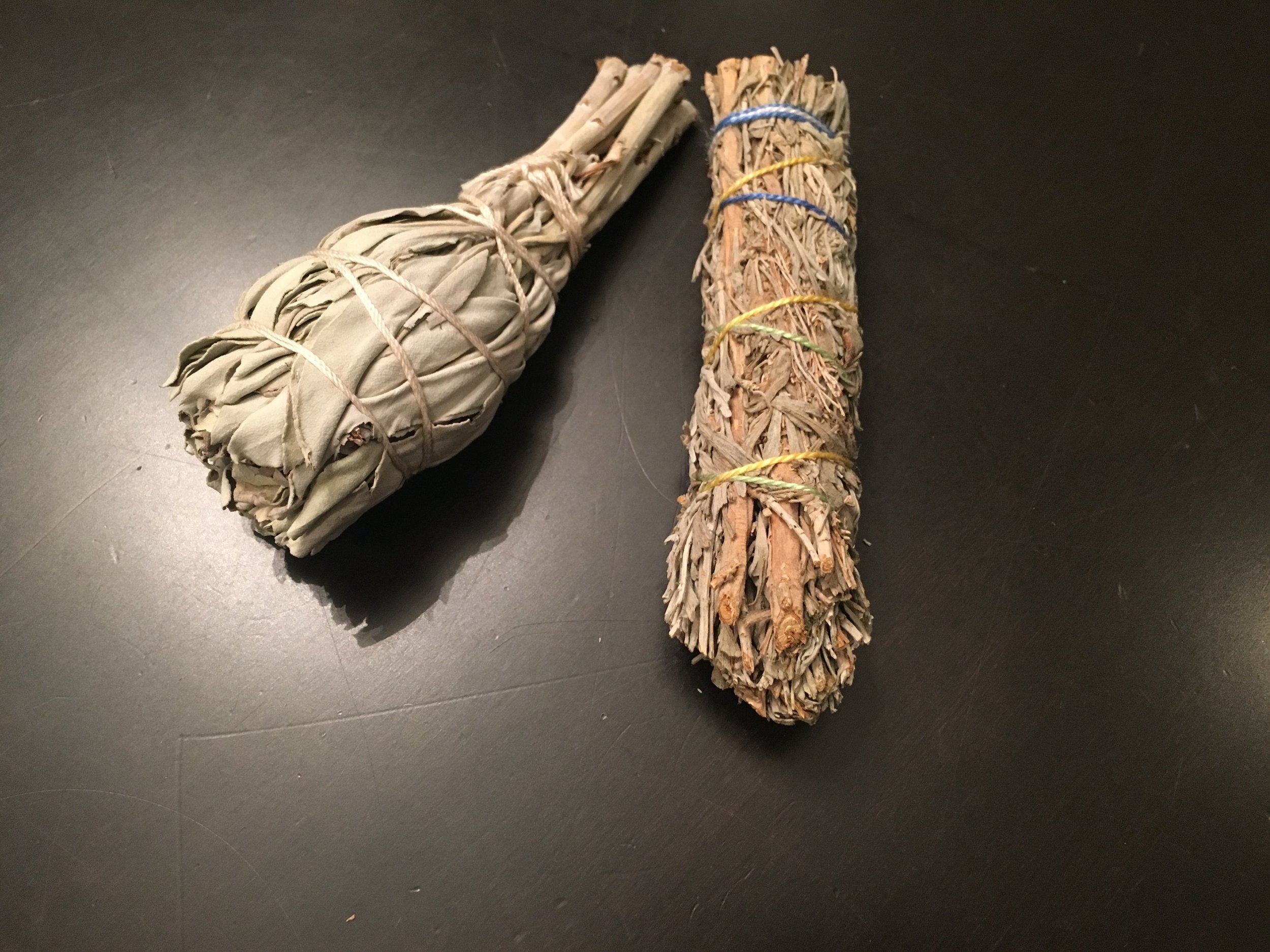 I know what you are thinking but these are NOT oversized joints. The one bundle on the left is just sacred white sage and the one on the right is a mix of sacred white sage, copal, sweetgrass, lavender flower.