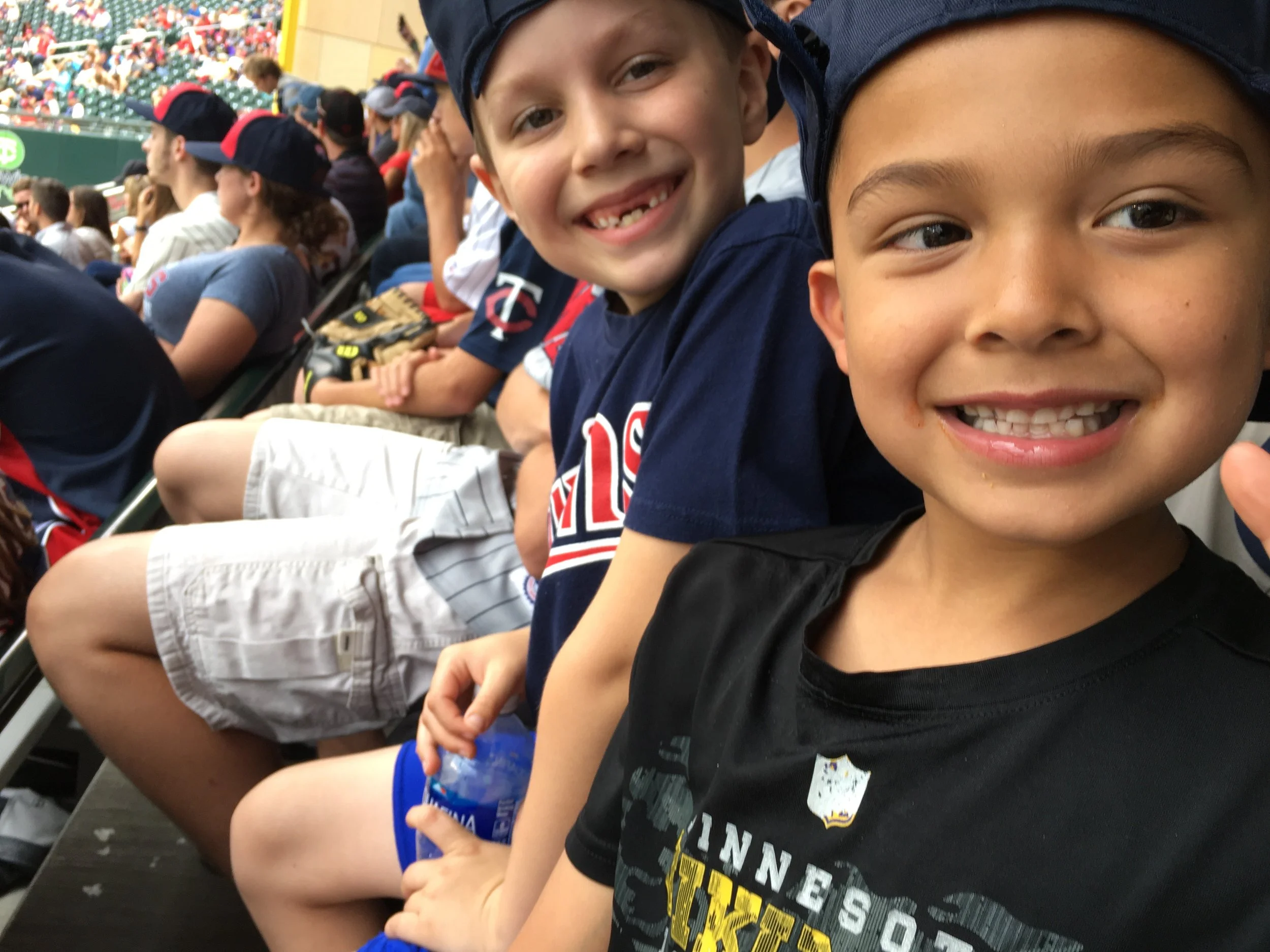 Bennett has Beau over to his house a lot too so my hub took him to the Twins game and they all had a great time. 