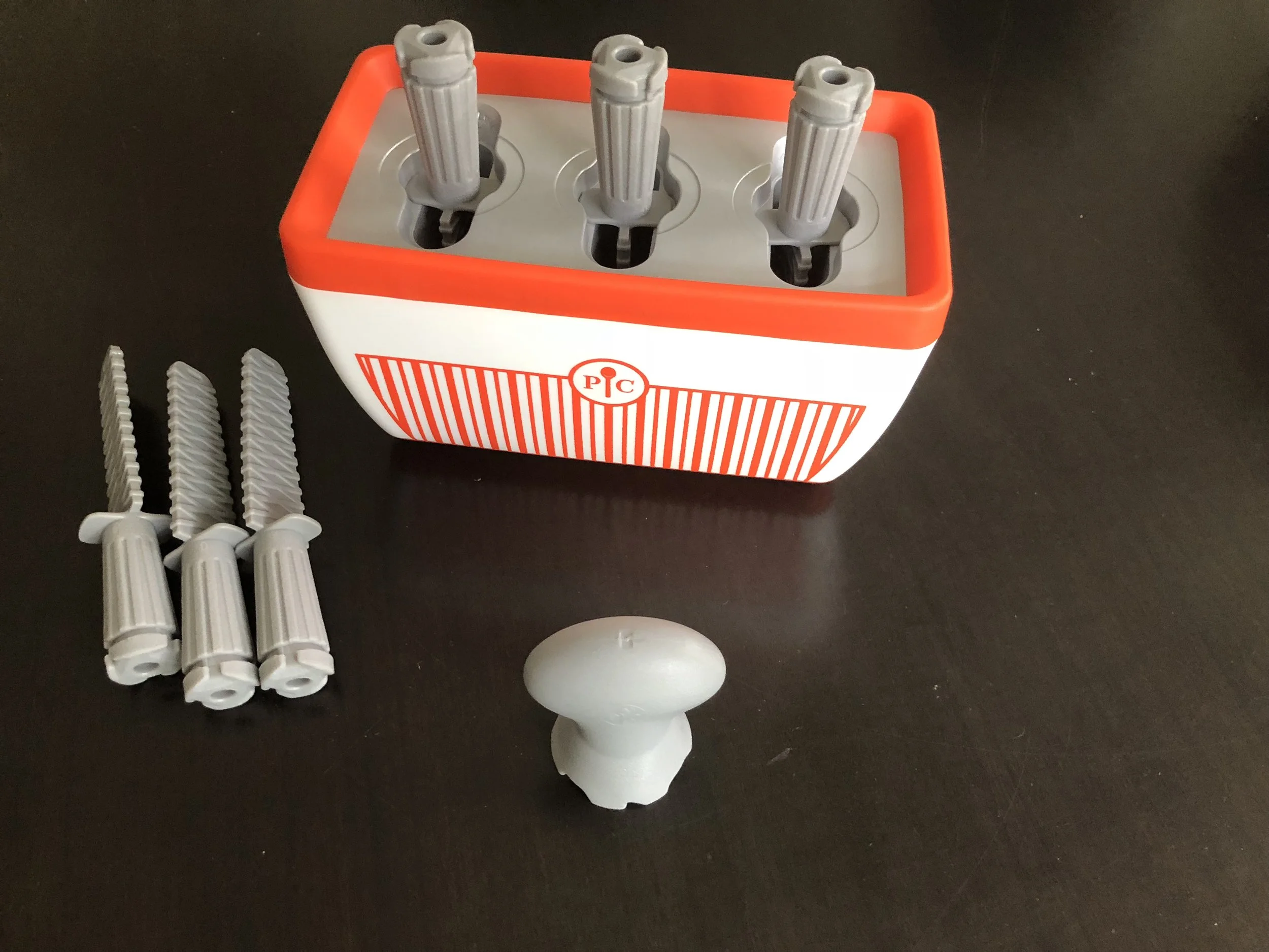 There are tons of recipes and variations of popsicles you can make in minutes - start to finish!