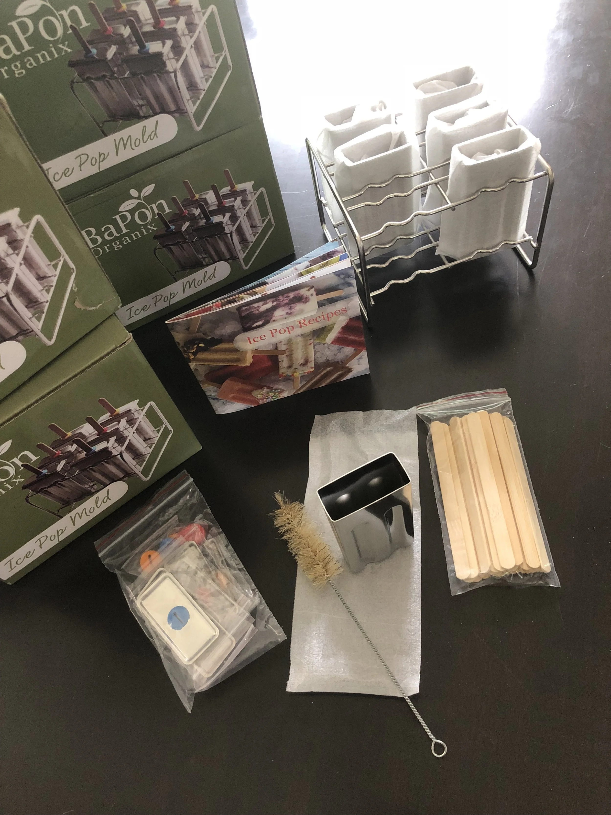 I couldn't unwrap everything for this photo because I wanted to keep it as sanitized as possible but I wanted to show how small, yet effective this kitchen tool is. For more information about the product click here . 