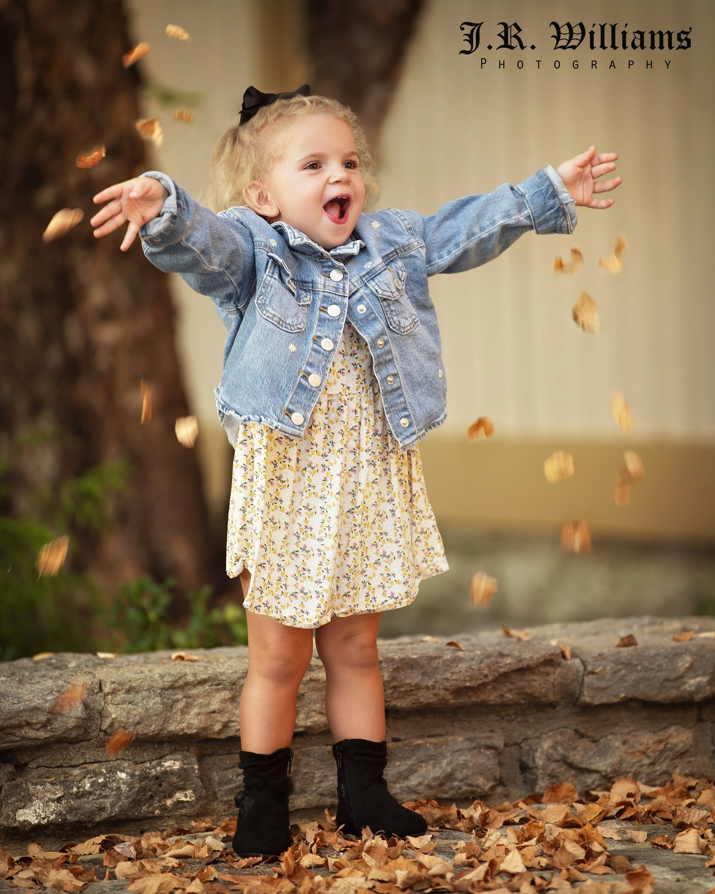 LEAF THROW 8X10 AMERICAN EAGLE WITH LOGO_DSC4253.jpg