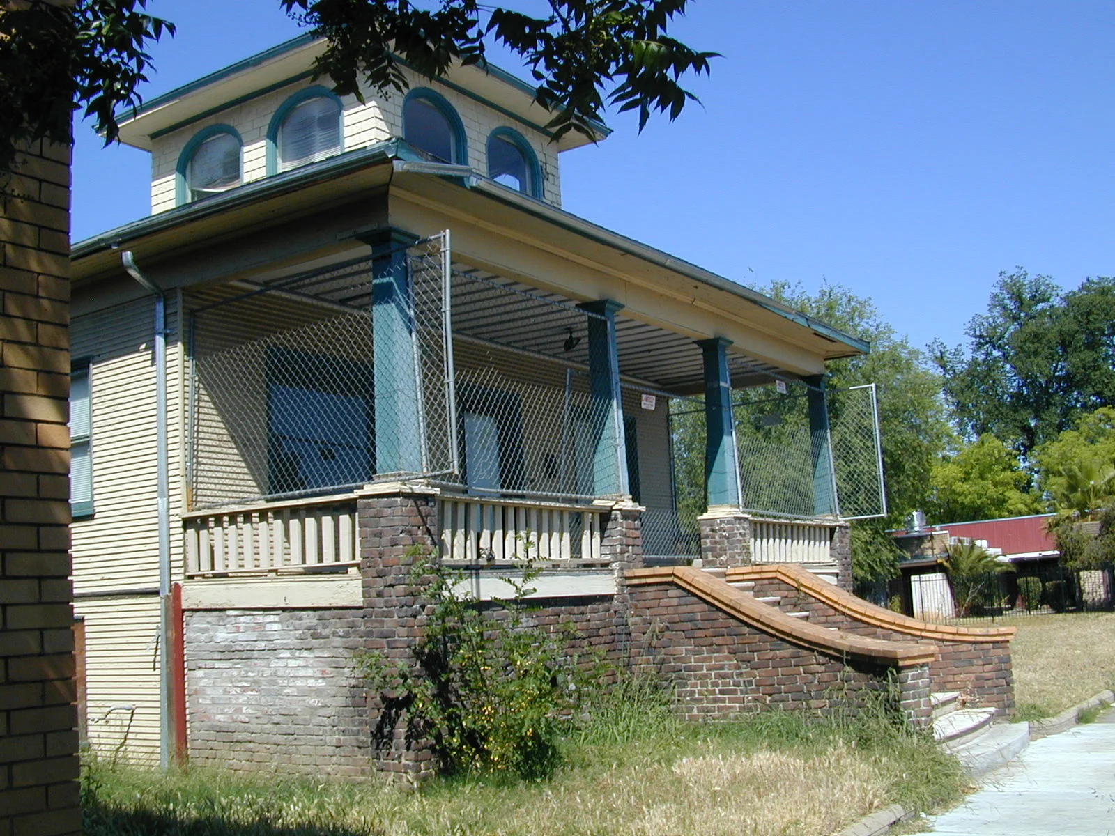  Historic bungalow- before. 