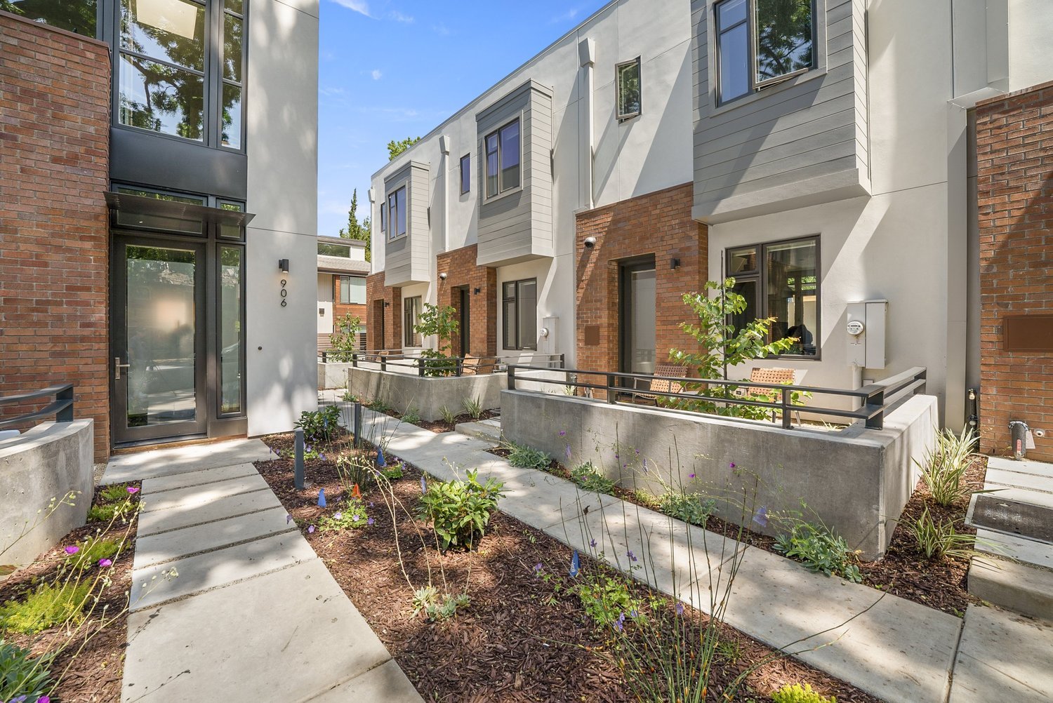 2230IStreet-63.JPG