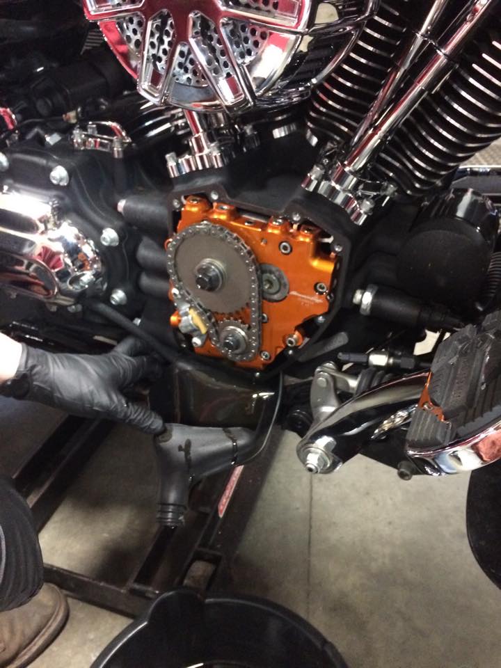 Installing Woods Performance TW888 cams