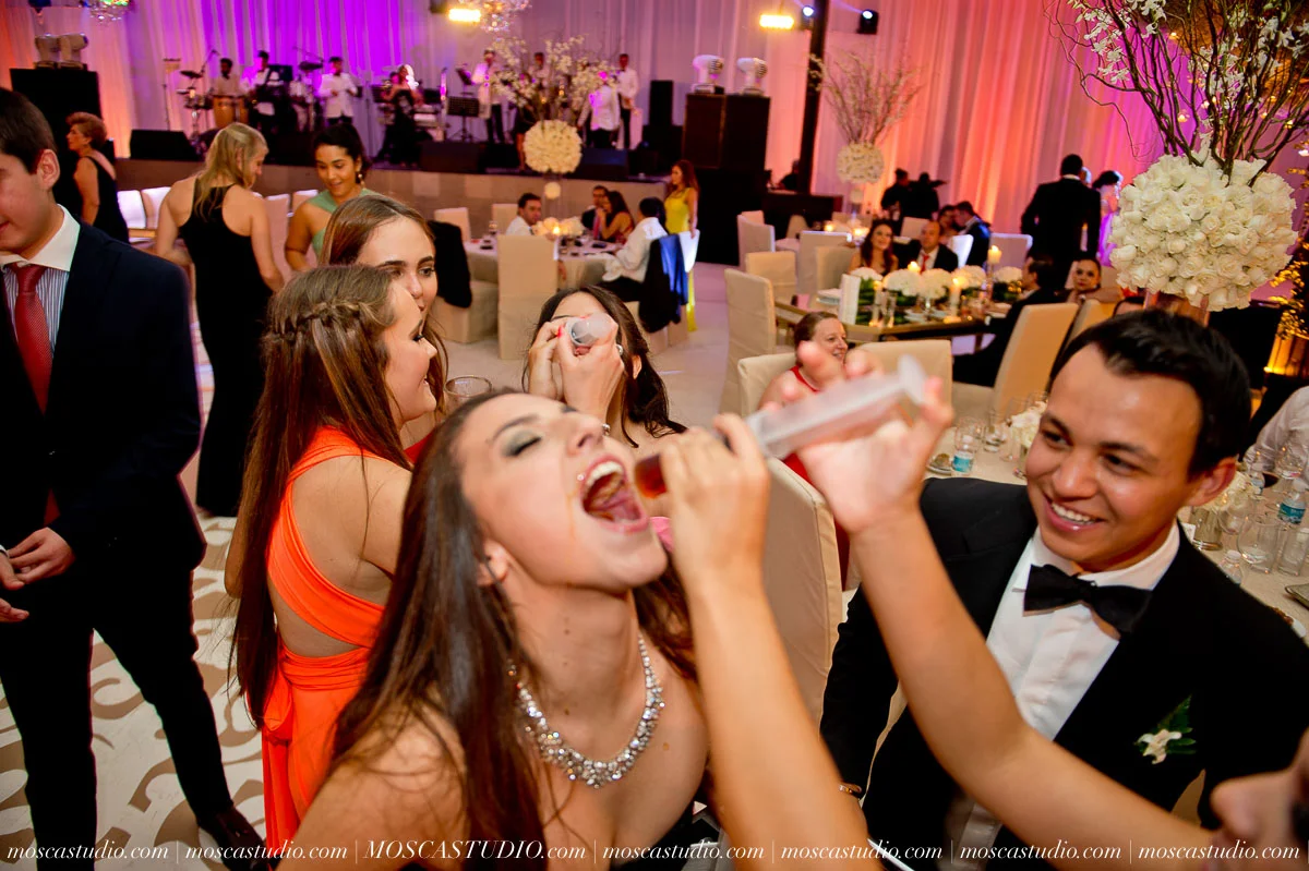 01767-MoscaStudio-Hacienda-La-Escoba-Guadalajara-Mexico-wedding-photography-20150814-SOCIALMEDIA.jpg