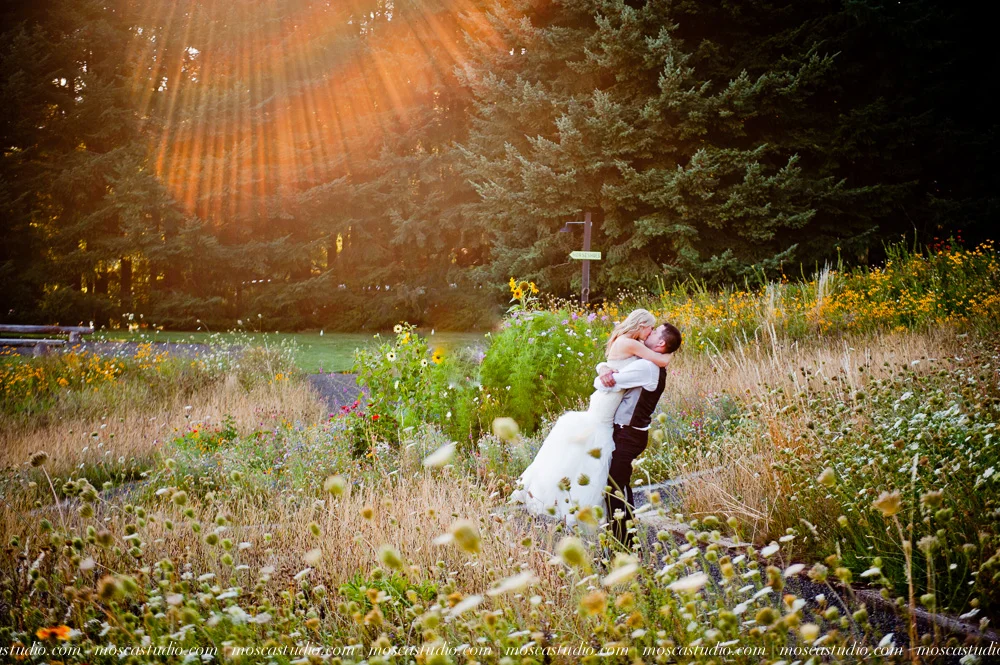 0146-moscastudio-gorge-crest-vineyard-wedding-photography-abraham-rebecca-81714.jpg