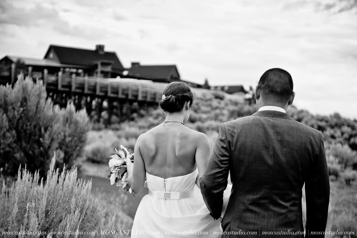 0015-MoscaStudio-Brasada-Ranch-Bend-wedding-photography-20150711-WEB.jpg
