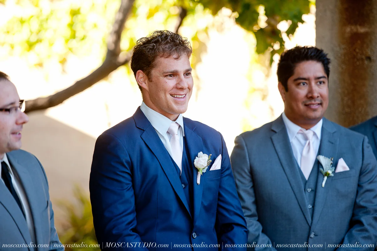 00911-MoscaStudio-LaurellBryce-Ramekins-Culinary-School-Sonoma-California-Wedding-20150919-SOCIALMEDIA-SOCIALMEDIA.jpg
