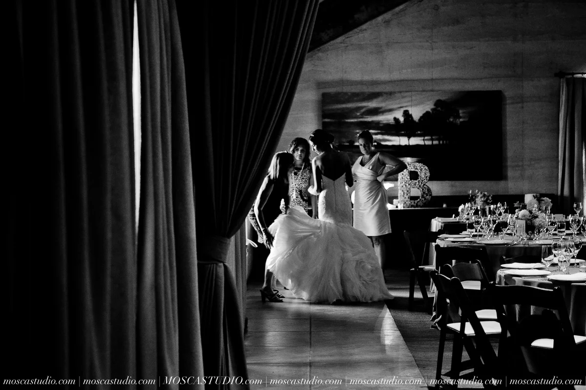 01202-MoscaStudio-LaurellBryce-Ramekins-Culinary-School-Sonoma-California-Wedding-20150919-SOCIALMEDIA-SOCIALMEDIA.jpg