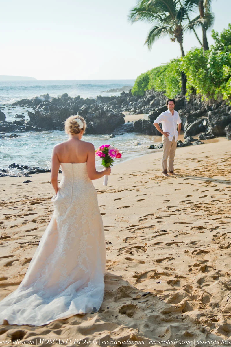 00077-MoscaStudio-AprilRyan-Maui-Hawaii-Wedding-Photography-20151009-SOCIALMEDIA.jpg