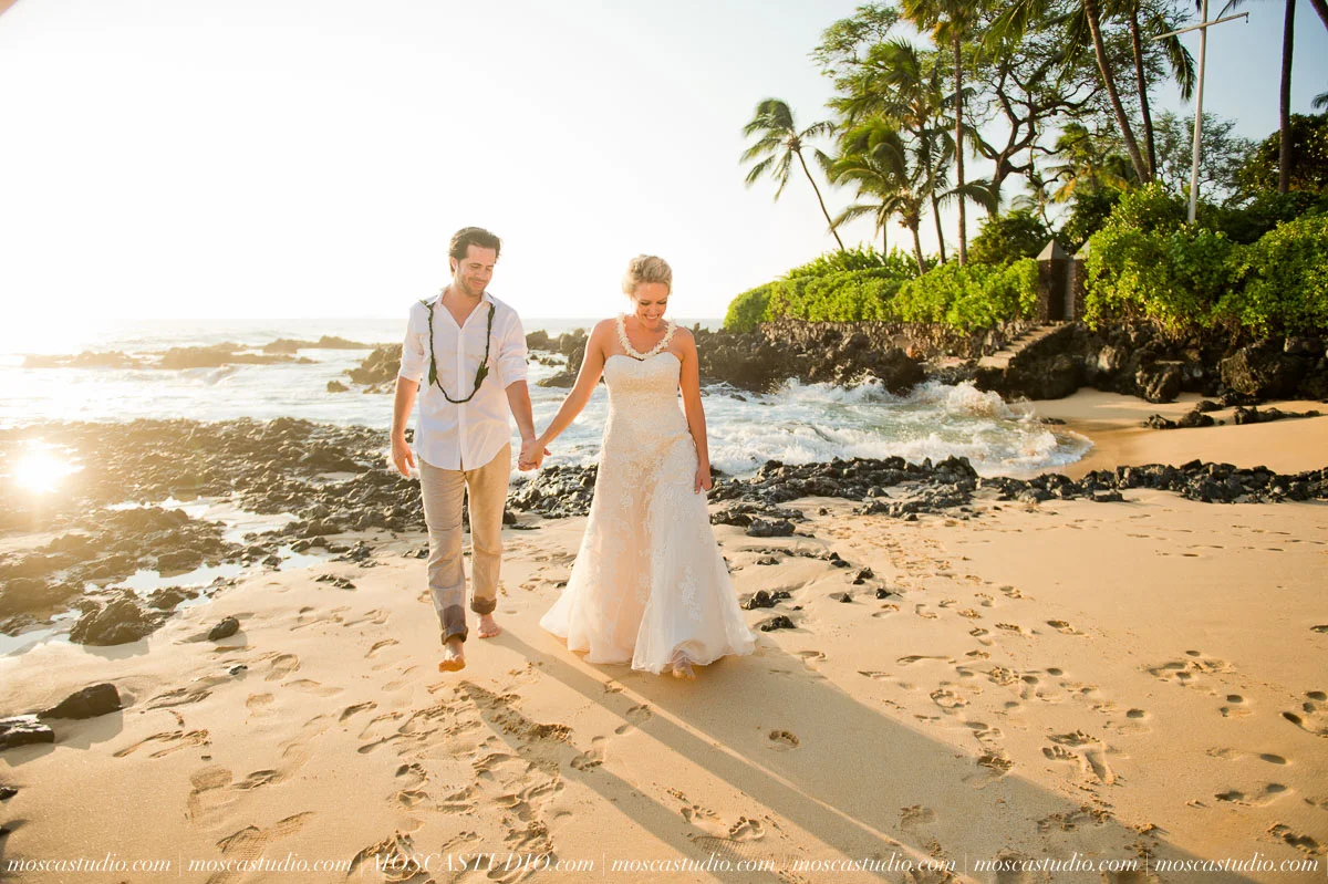 00500-MoscaStudio-AprilRyan-Maui-Hawaii-Wedding-Photography-20151009-SOCIALMEDIA.jpg
