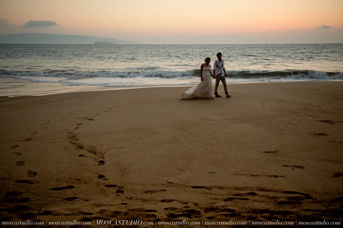 00591-MoscaStudio-AprilRyan-Maui-Hawaii-Wedding-Photography-20151009-SOCIALMEDIA.jpg