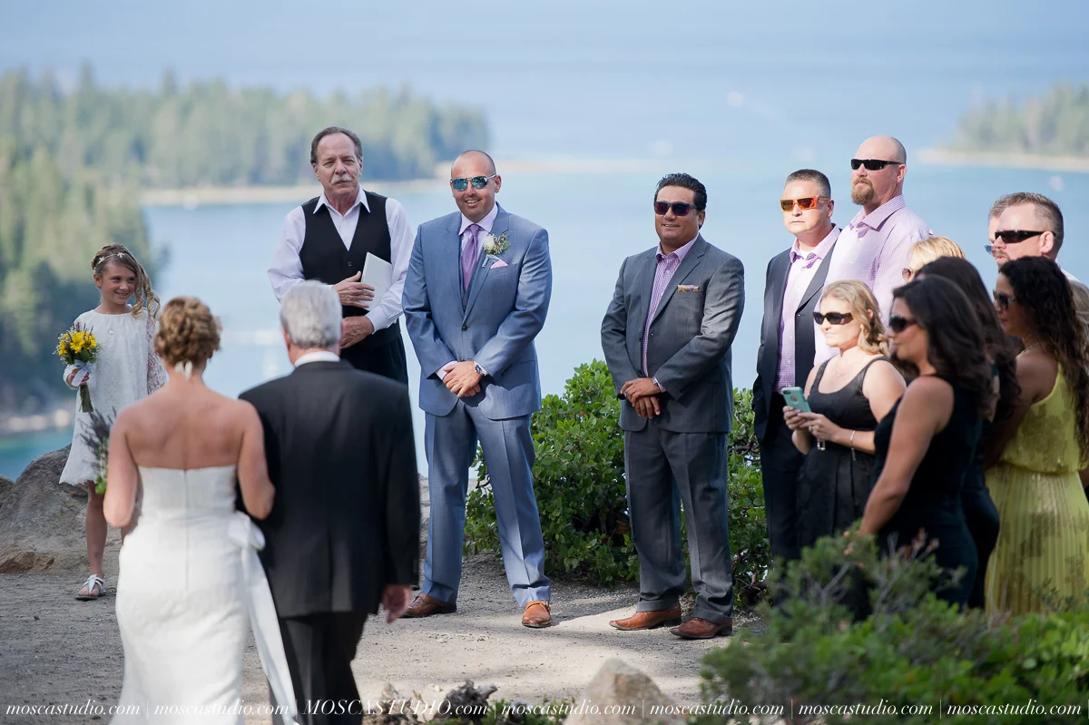 0154-MoscaStudio-Lake-Tahoe-Wedding-Photography-20150713-SOCIALMEDIA.jpg