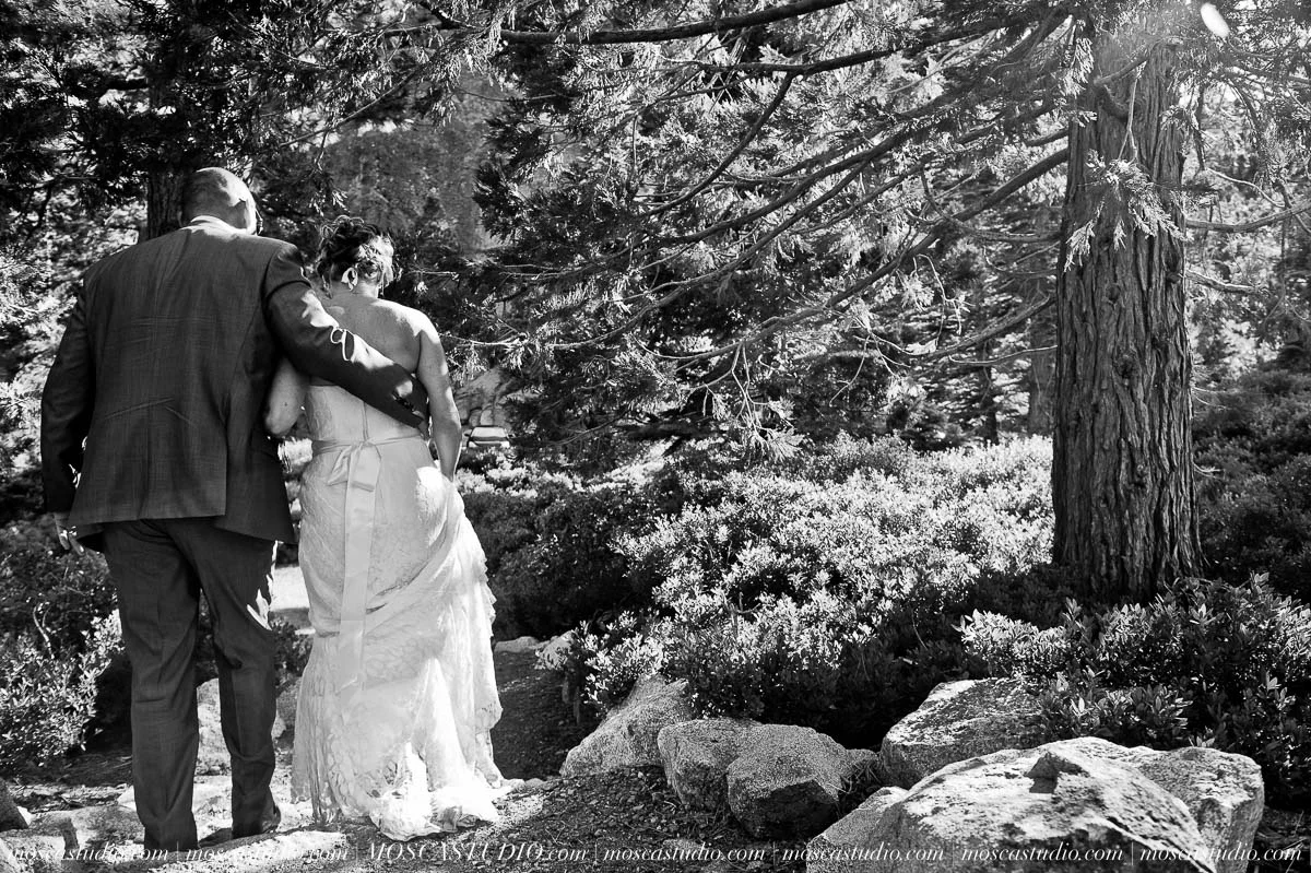 0255-MoscaStudio-Lake-Tahoe-Wedding-Photography-20150713-SOCIALMEDIA.jpg