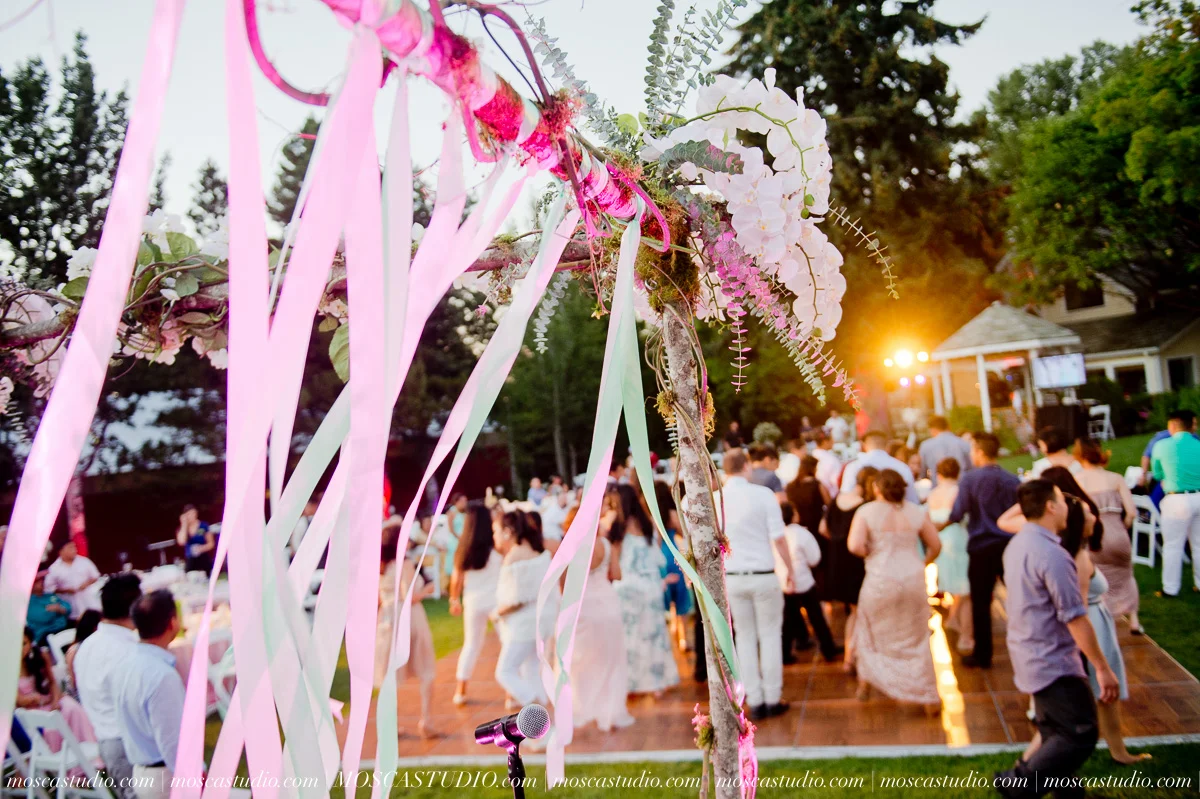 2011-MoscaStudio-Mt-Hood-Bed-and-Breakfast-Wedding-Photography-20150718-SOCIALMEDIA.jpg