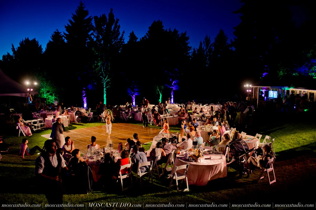 2138-MoscaStudio-Mt-Hood-Bed-and-Breakfast-Wedding-Photography-20150718-SOCIALMEDIA.jpg