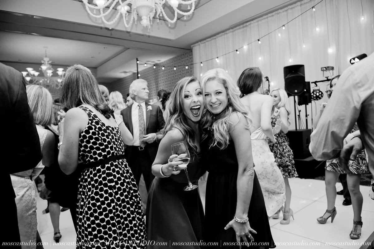 0169-MoscaStudio-Portland-Wedding-Photography-20150808-SOCIALMEDIA.jpg