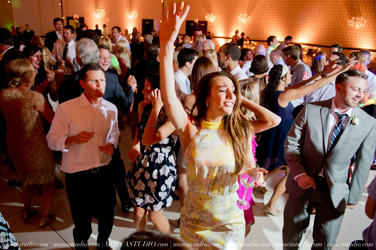 0185-MoscaStudio-Portland-Wedding-Photography-20150808-SOCIALMEDIA.jpg
