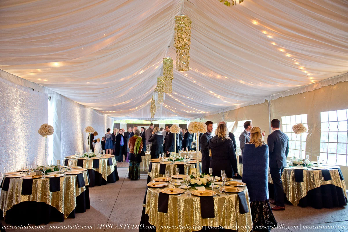 00761-moscastudio-tethrow-lodge-bend-oregon-wedding-20151003-SOCIALMEDIA.jpg