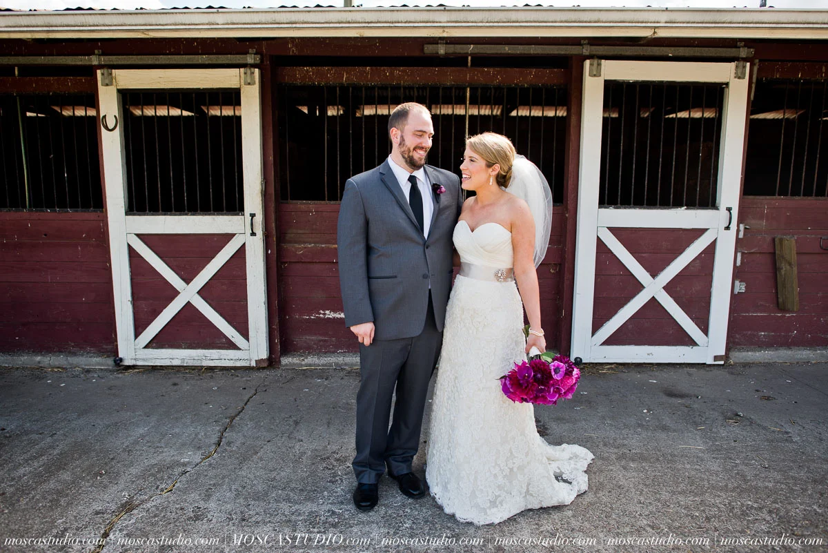 00520-MoscaStudio-AnnaSchuyler-Zenith-Vineyard-Wedding-Photography-20150919-SOCIALMEDIA.jpg