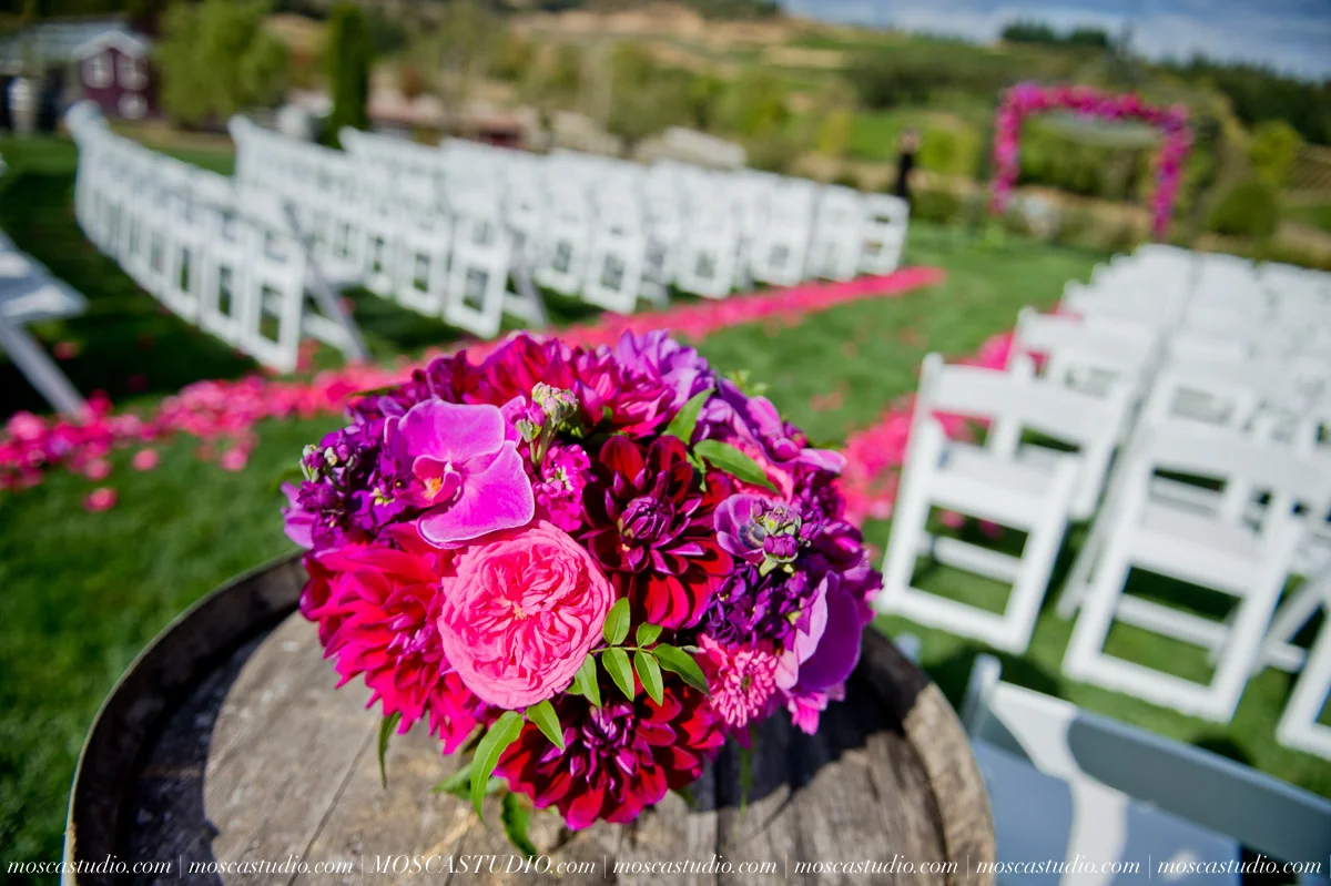 00773-MoscaStudio-AnnaSchuyler-Zenith-Vineyard-Wedding-Photography-20150919-SOCIALMEDIA.jpg