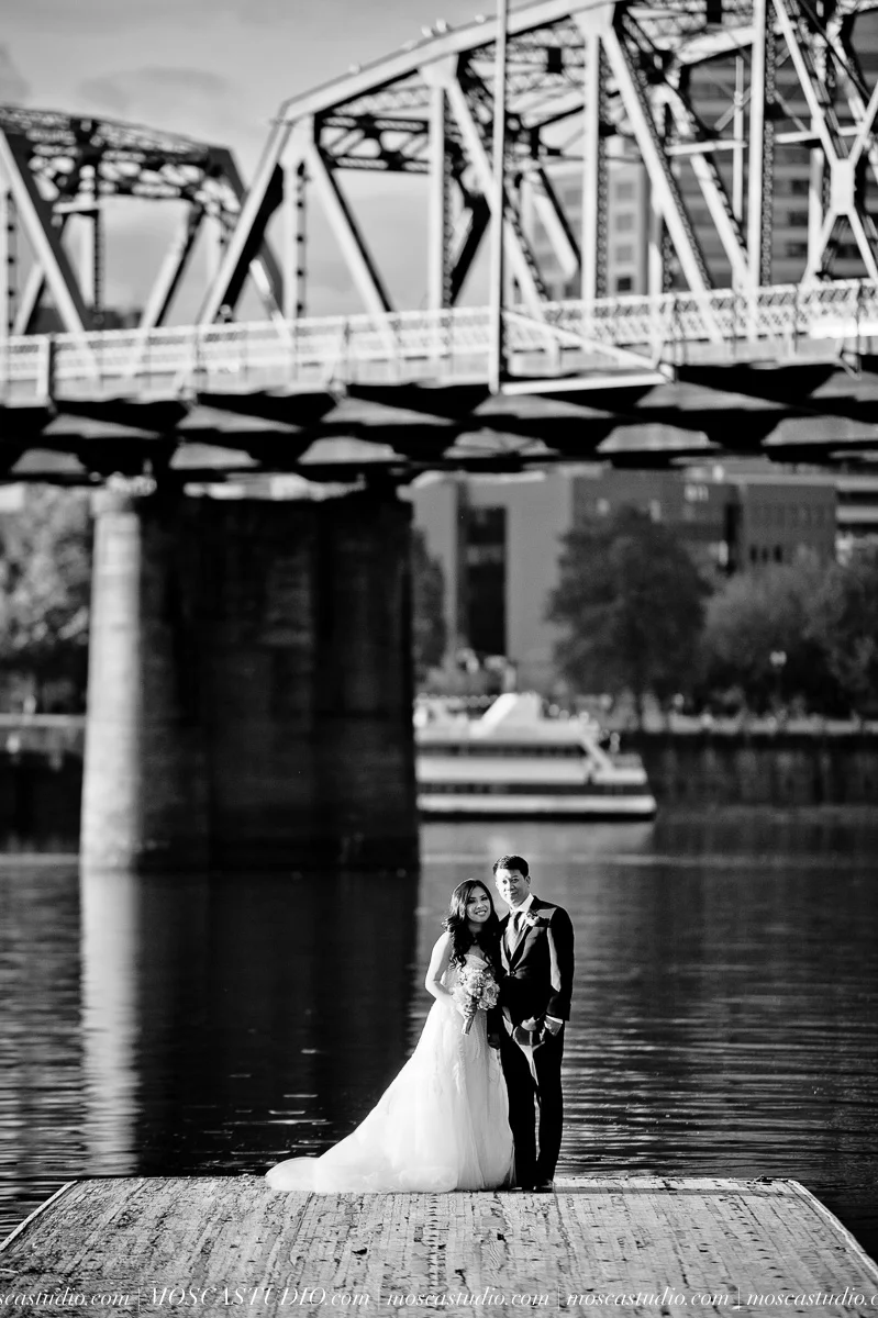 00153-MoscaStudio-portland-one-year-anniversary-photoshoot-kimsiemky-20151026-SOCIALMEDIA.jpg