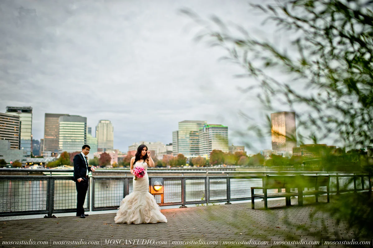00231-MoscaStudio-portland-one-year-anniversary-photoshoot-kimsiemky-20151026-SOCIALMEDIA.jpg
