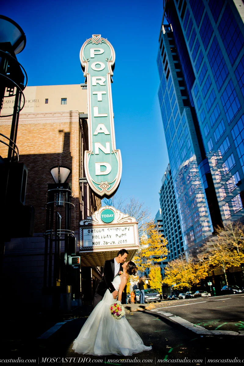 1618-MoscaStudio-fashion-bridal-portrait-session-portland-oregon-20151127-SOCIALMEDIA.jpg