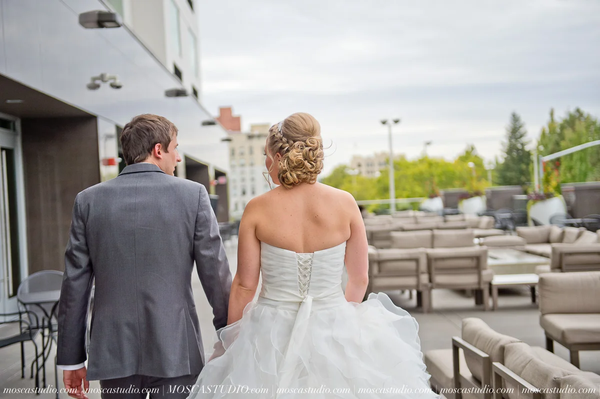 00355-MoscaStudio-spokane-wedding-photography-jellymart-20150919-SOCIALMEDIA.jpg