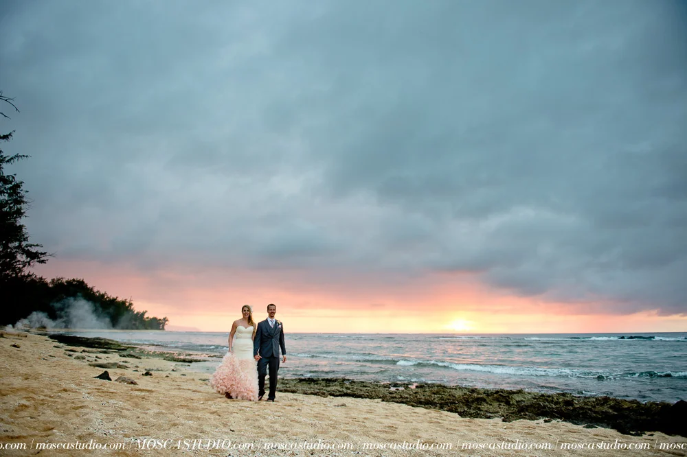 000857-6880-moscastudio-loulu-palms-estate-oahu-hawaii-wedding-photography-20150328-WEB.jpg