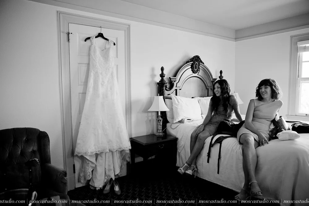Alice & Dave | 8.16.2014 | Columbia Gorge Hotel Wedding | Images by http://MoscaStudio.com #moscastudio