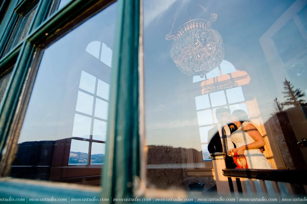 Alice & Dave | 8.16.2014 | Columbia Gorge Hotel Wedding | Images by http://MoscaStudio.com #moscastudio