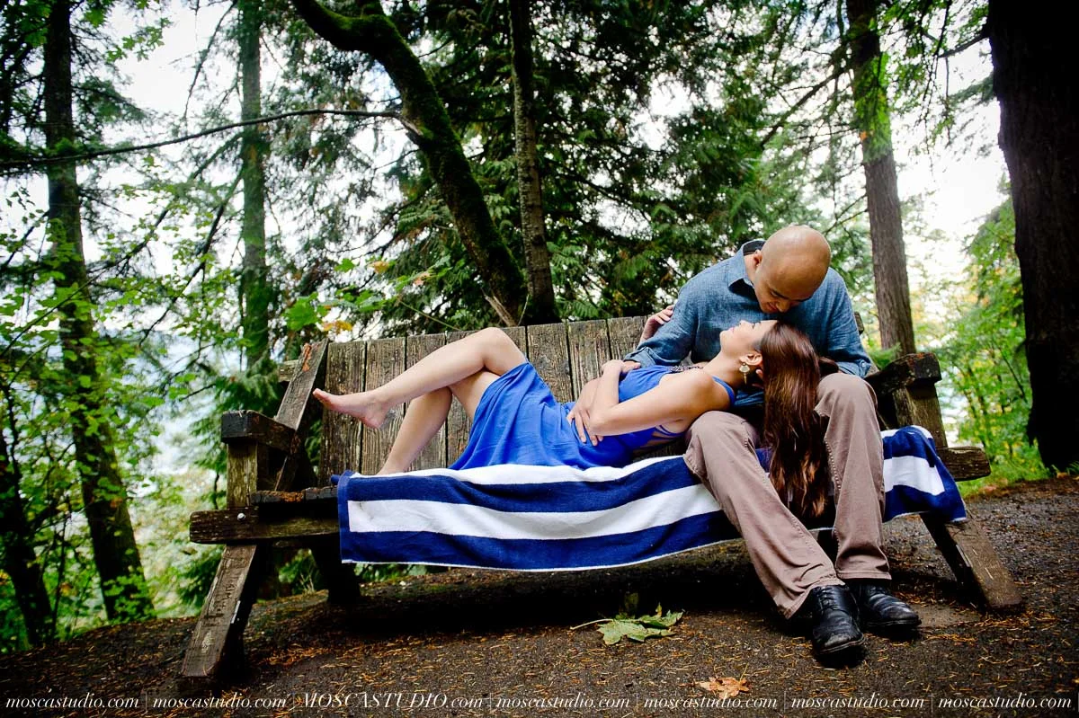 00253-MoscaStudio-Mt-Hood-Bed-Breakfast-Wedding-Photography-Alfrista-20150718-SOCIALMEDIA.jpg