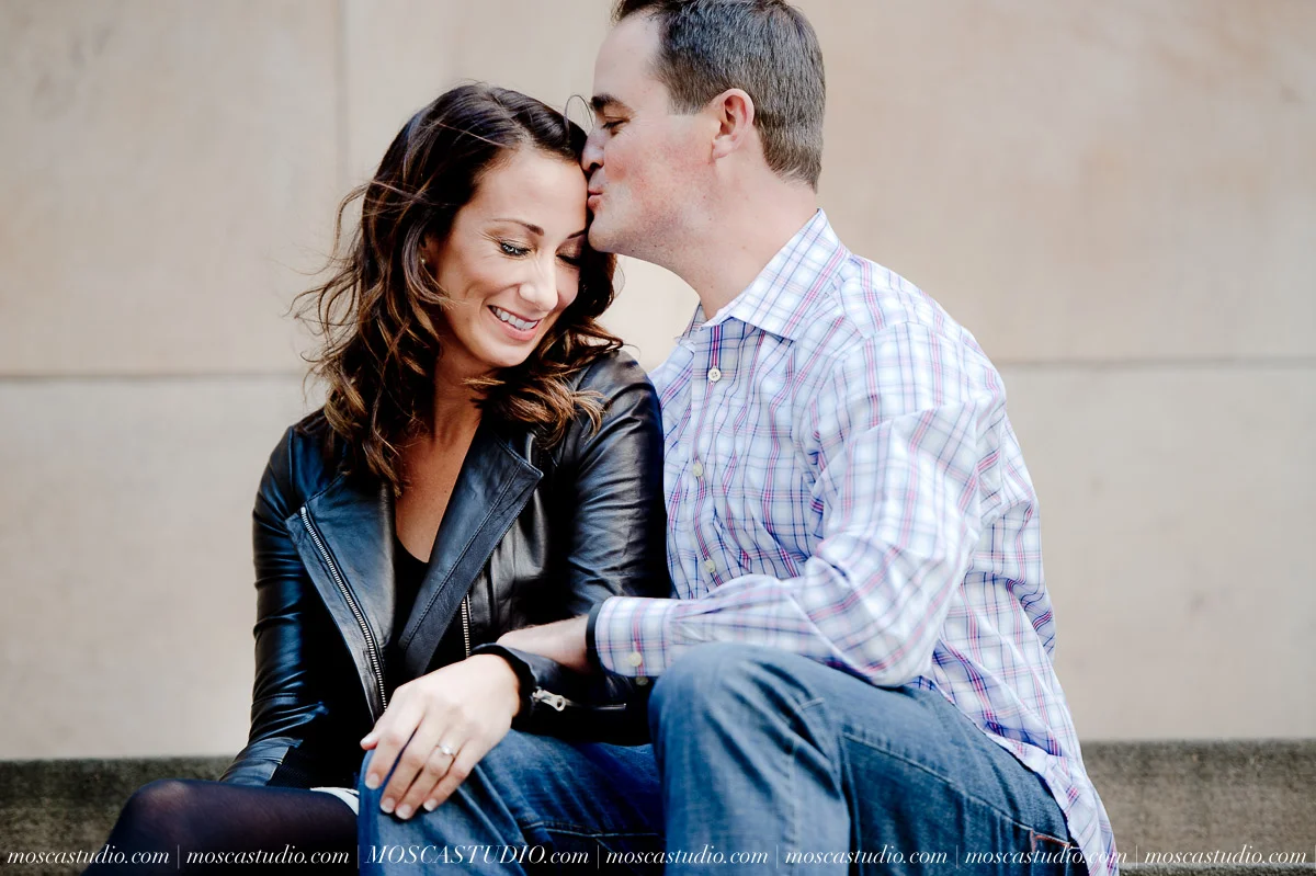 00110-MoscaStudio-Brandy-Mark-Portland-engagement-session-20150305-SOCIALMEDIA.jpg