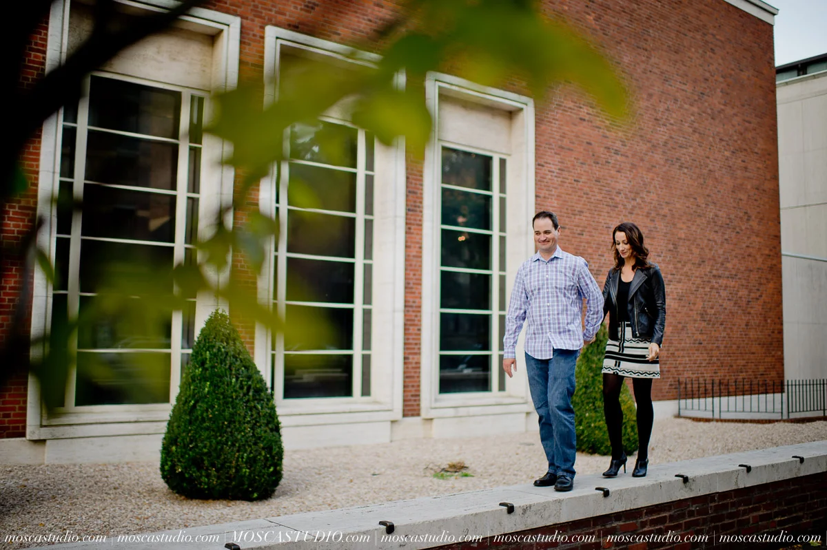 00174-MoscaStudio-Brandy-Mark-Portland-engagement-session-20150305-SOCIALMEDIA.jpg