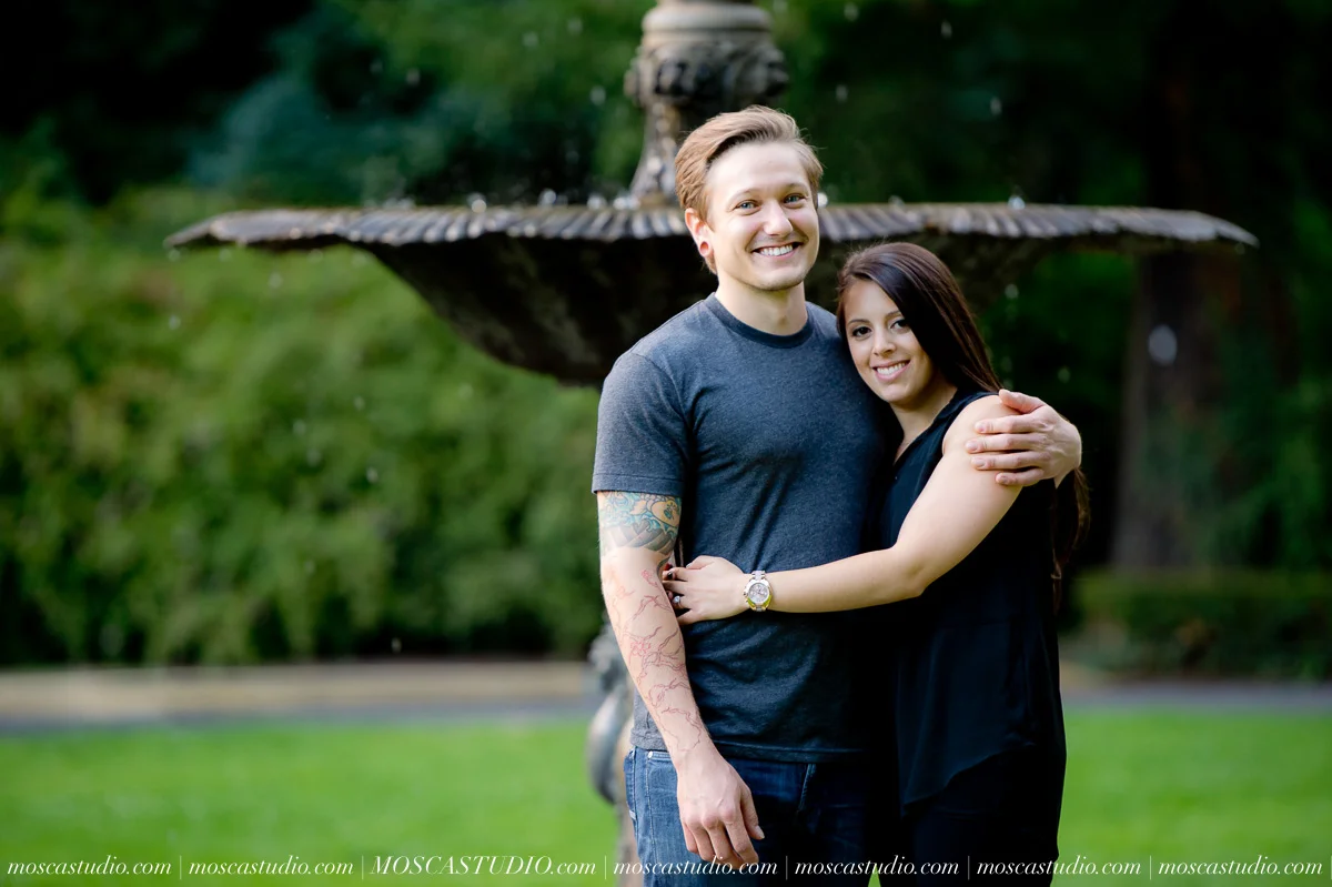 00102-moscastudio-portland-fall-engagement-session-photography-20150908-SOCIALMEDIA.jpg