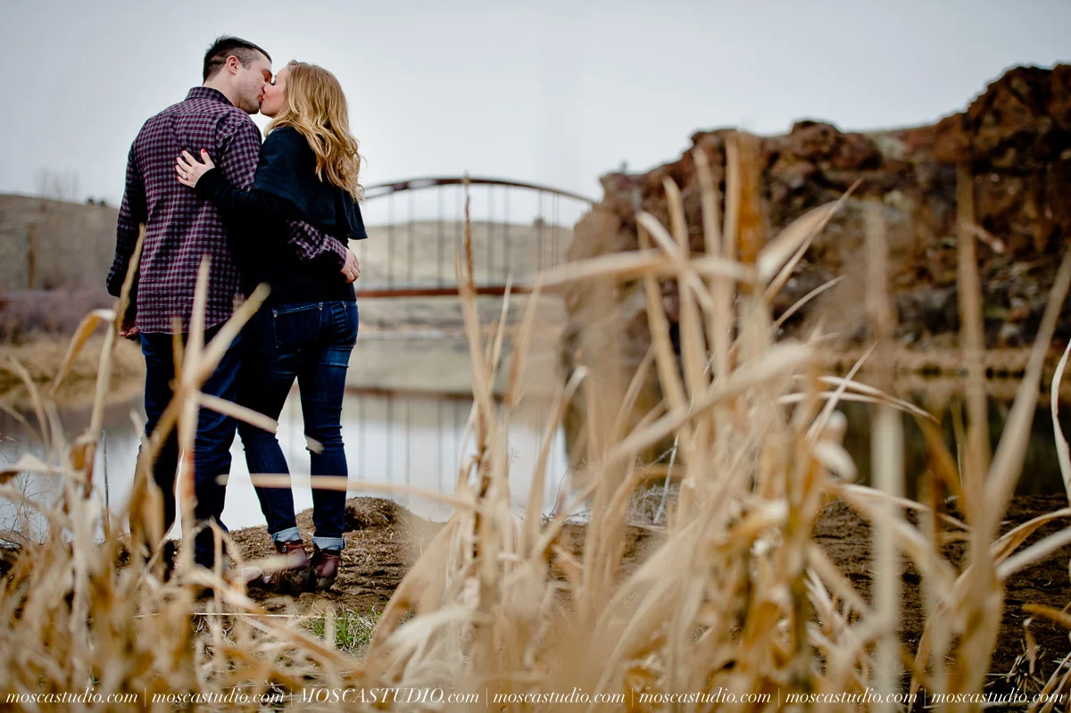 3950-moscastudio-eastern-oregon-engagement-session-20160917-SOCIALMEDIA.jpg