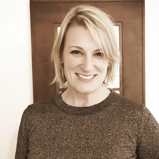 JulieMcElroy.jpg