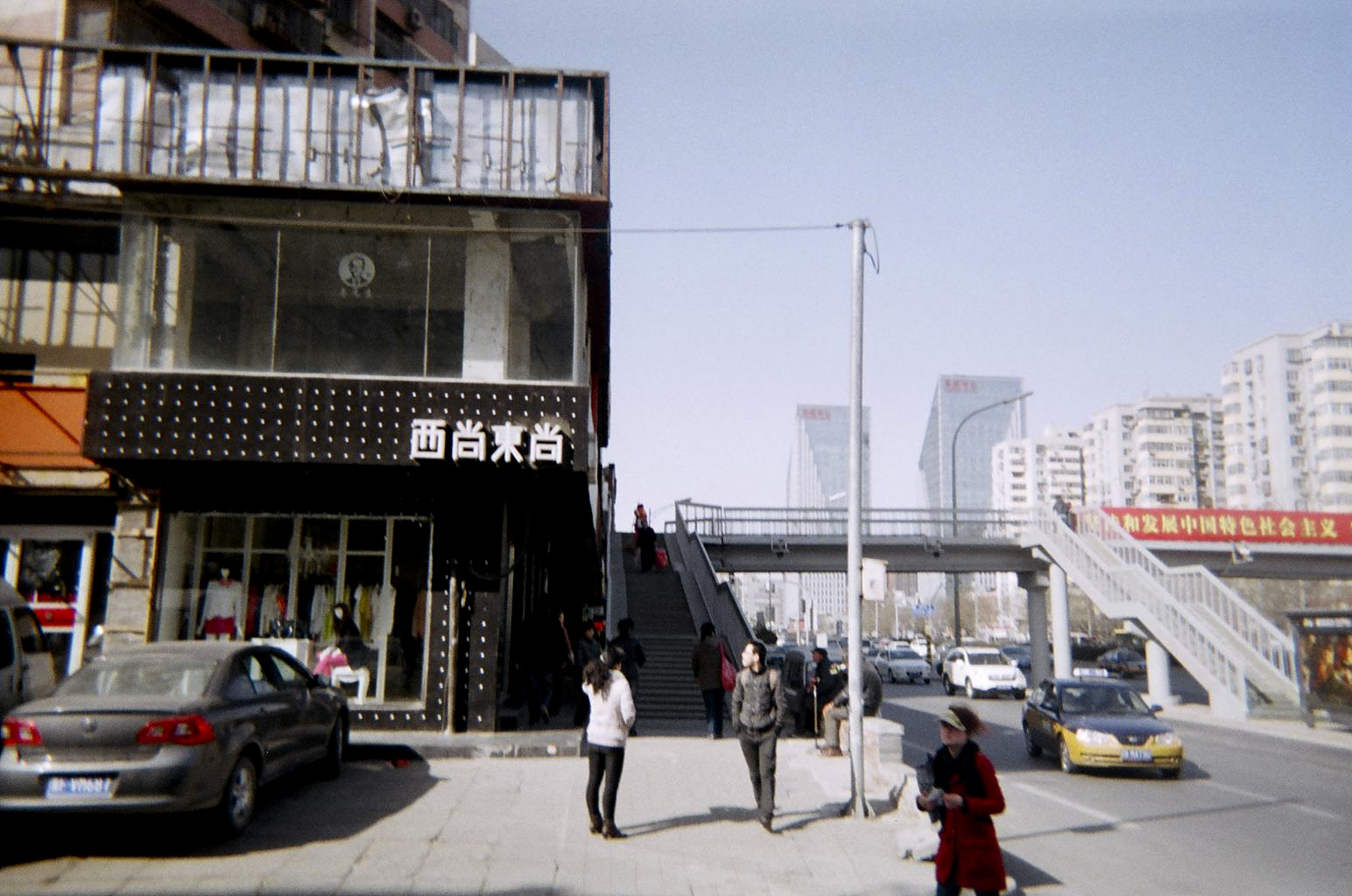 A042_11a.jpg