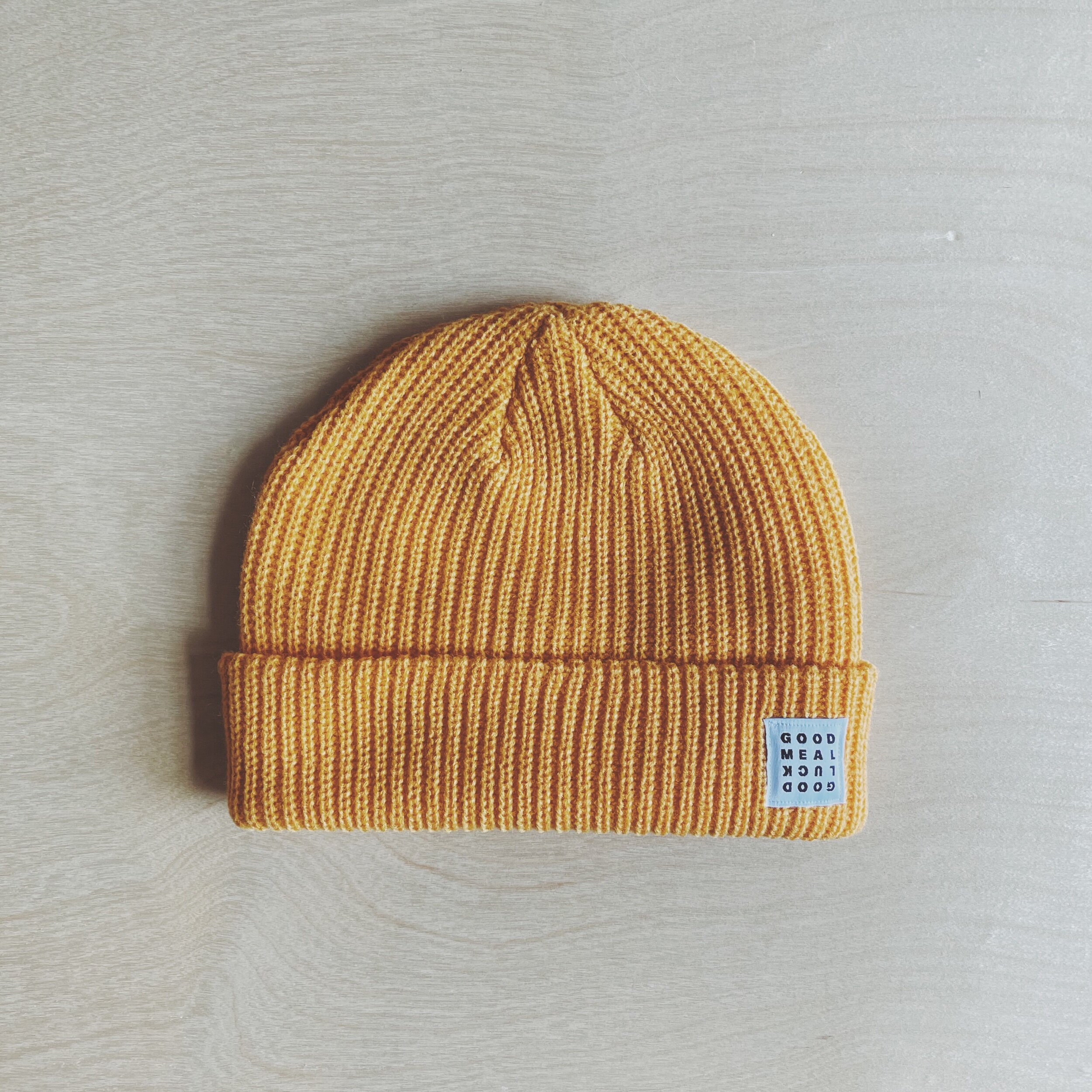 Market Beanie Gold