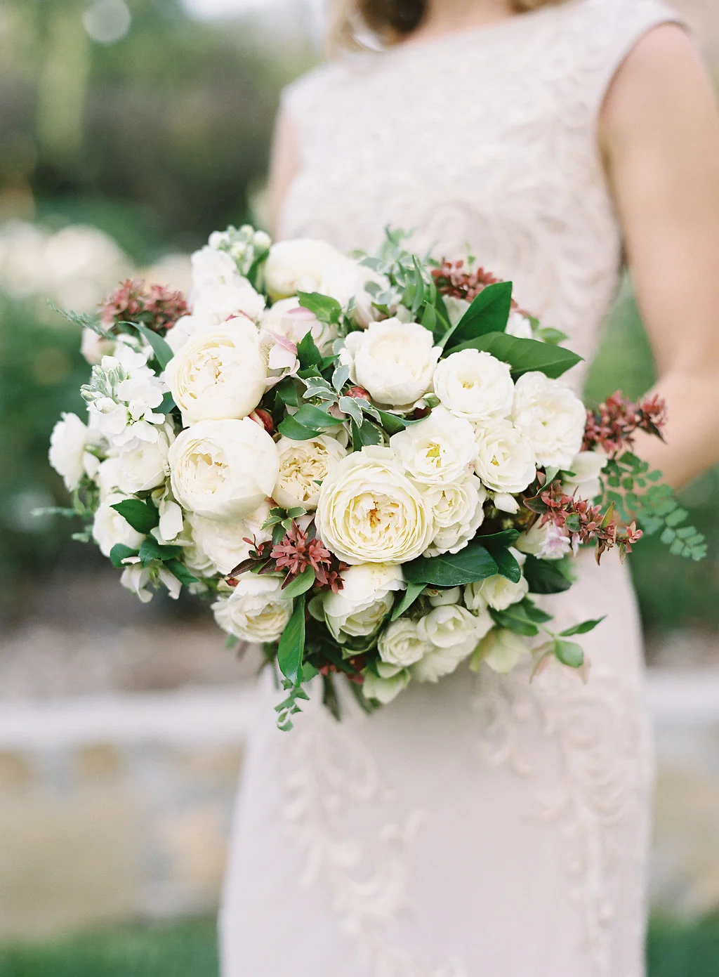 Brides-BouquetHaute-Blossoms-Floral-MeghanMehanPhotography-Jen&Trevor_SanYsidroRanch122.jpg