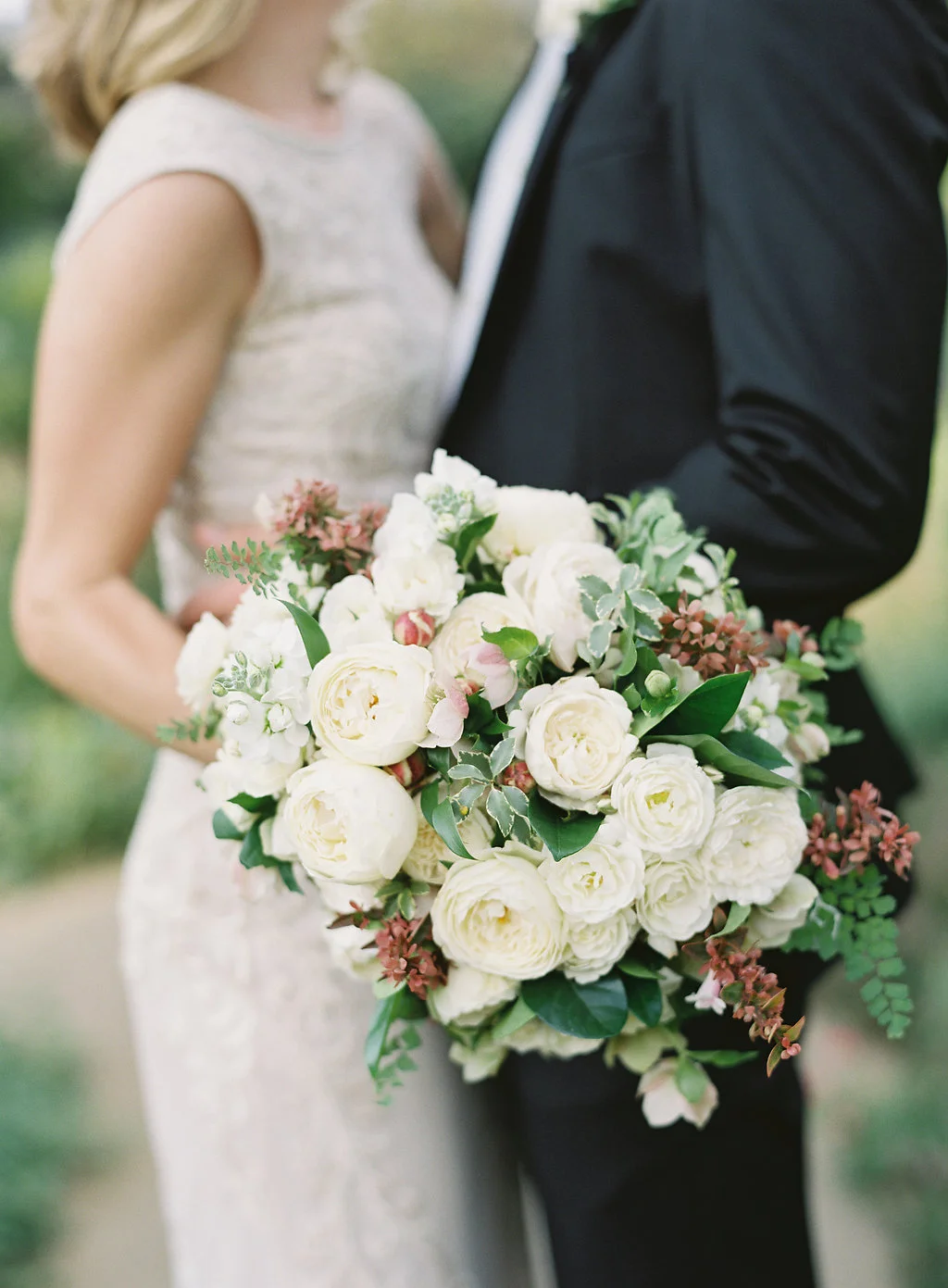 Haute-Blossoms-Floral-Brides-Bouquet-MeghanMehanPhotography-Jen&Trevor_SanYsidroRanch091.jpg