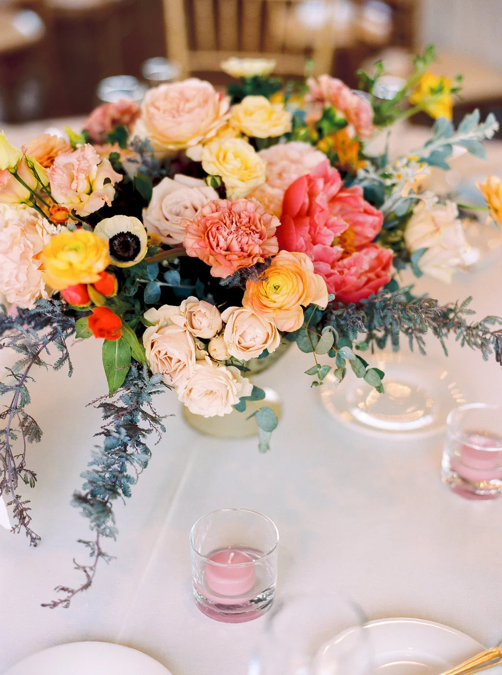 Peony-Ranunculus-Centerpiece-Hauteblossomsfloral.jpg