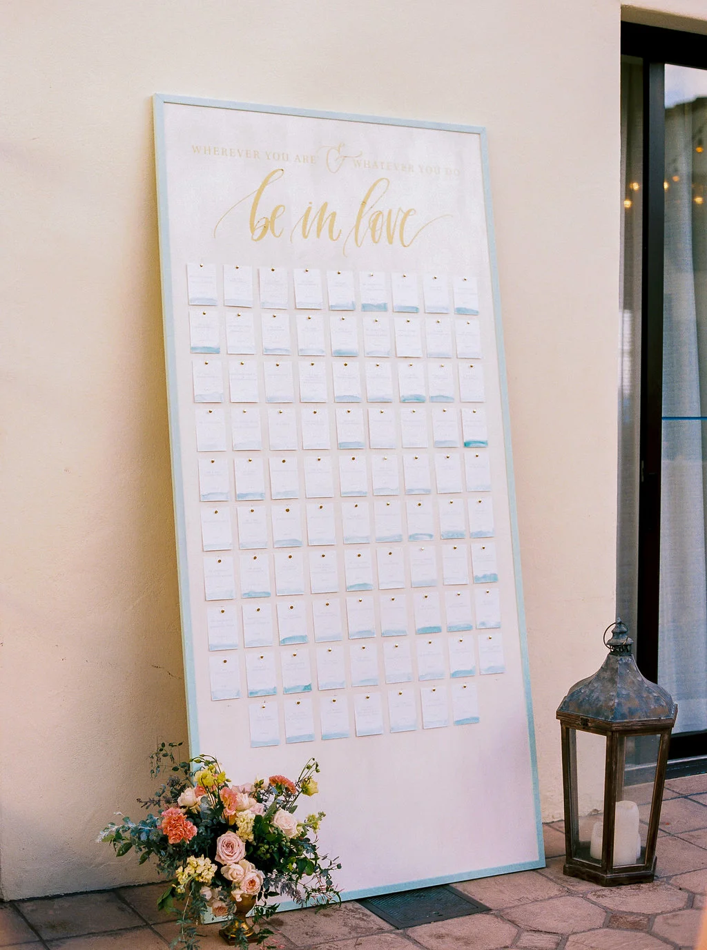 watercolor-escort-card-display-ideas.jpg