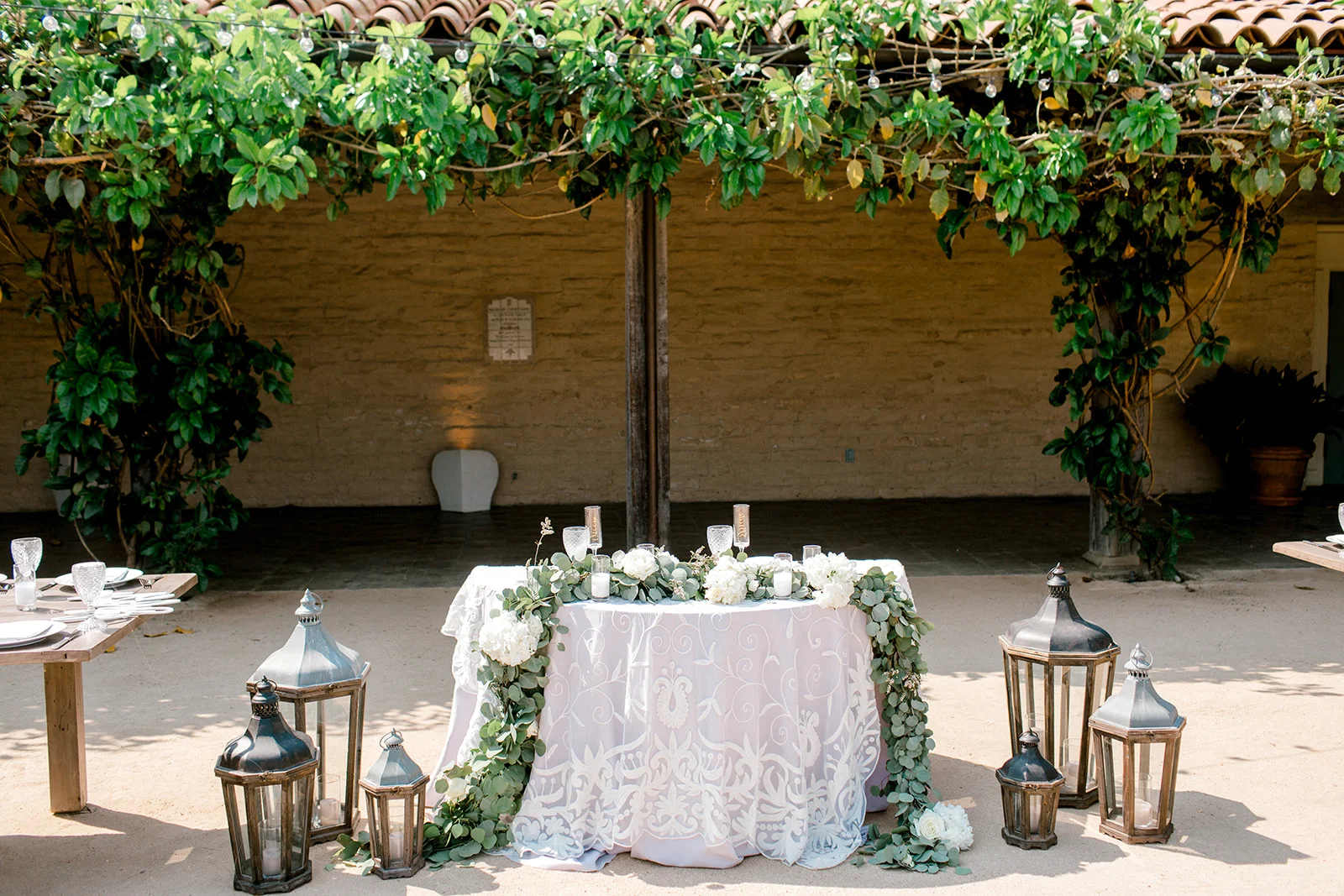 Santa-Barbara-Historical-Museum-Wedding-Sweetheart-Table.jpg