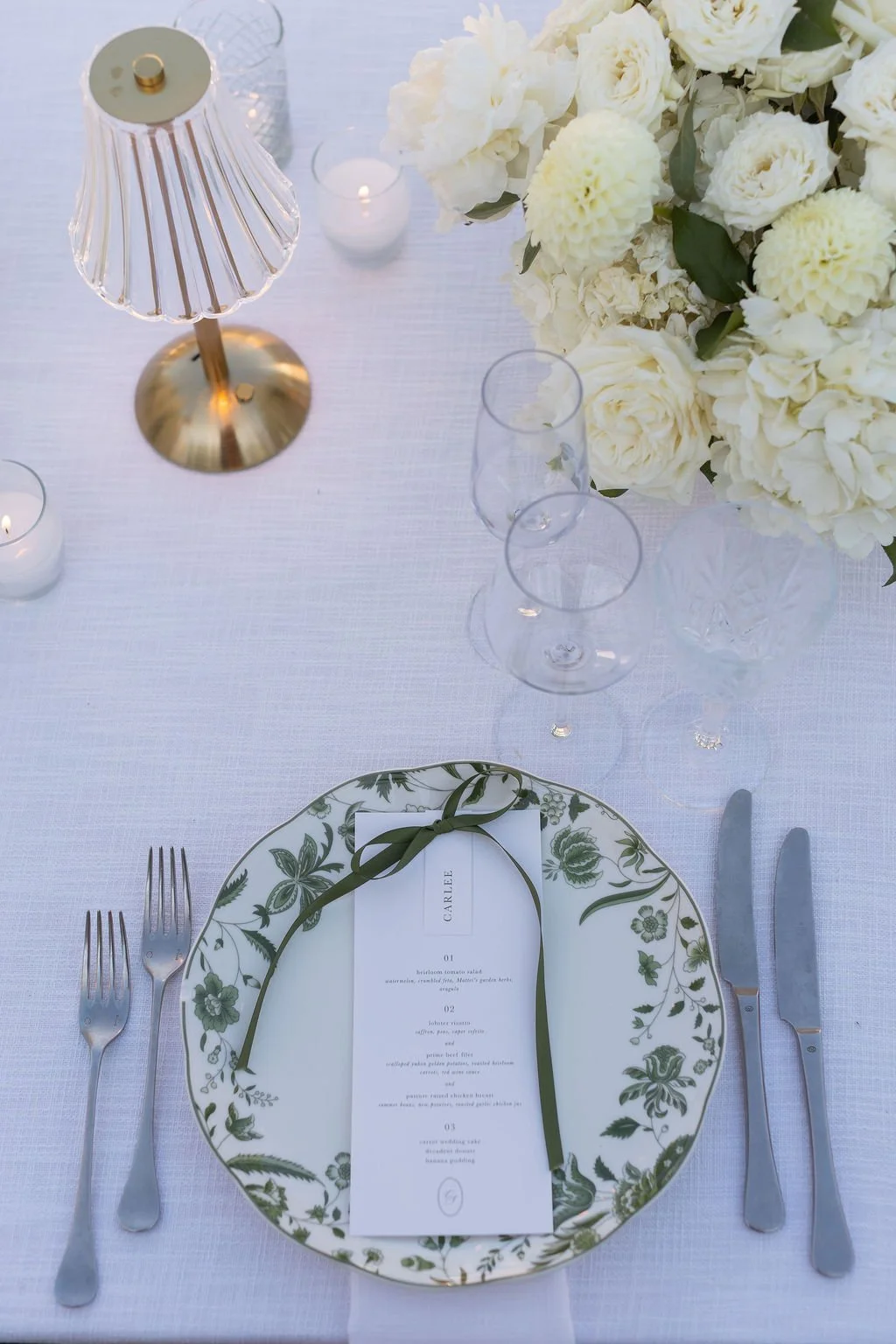 Chic White Wedding Flower Reception .jpg