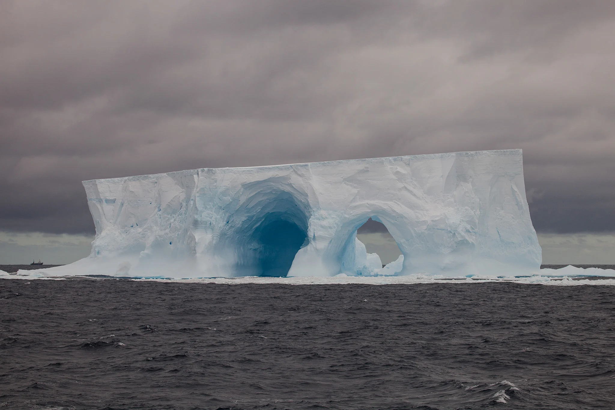 37_Icebergs_130224.jpg