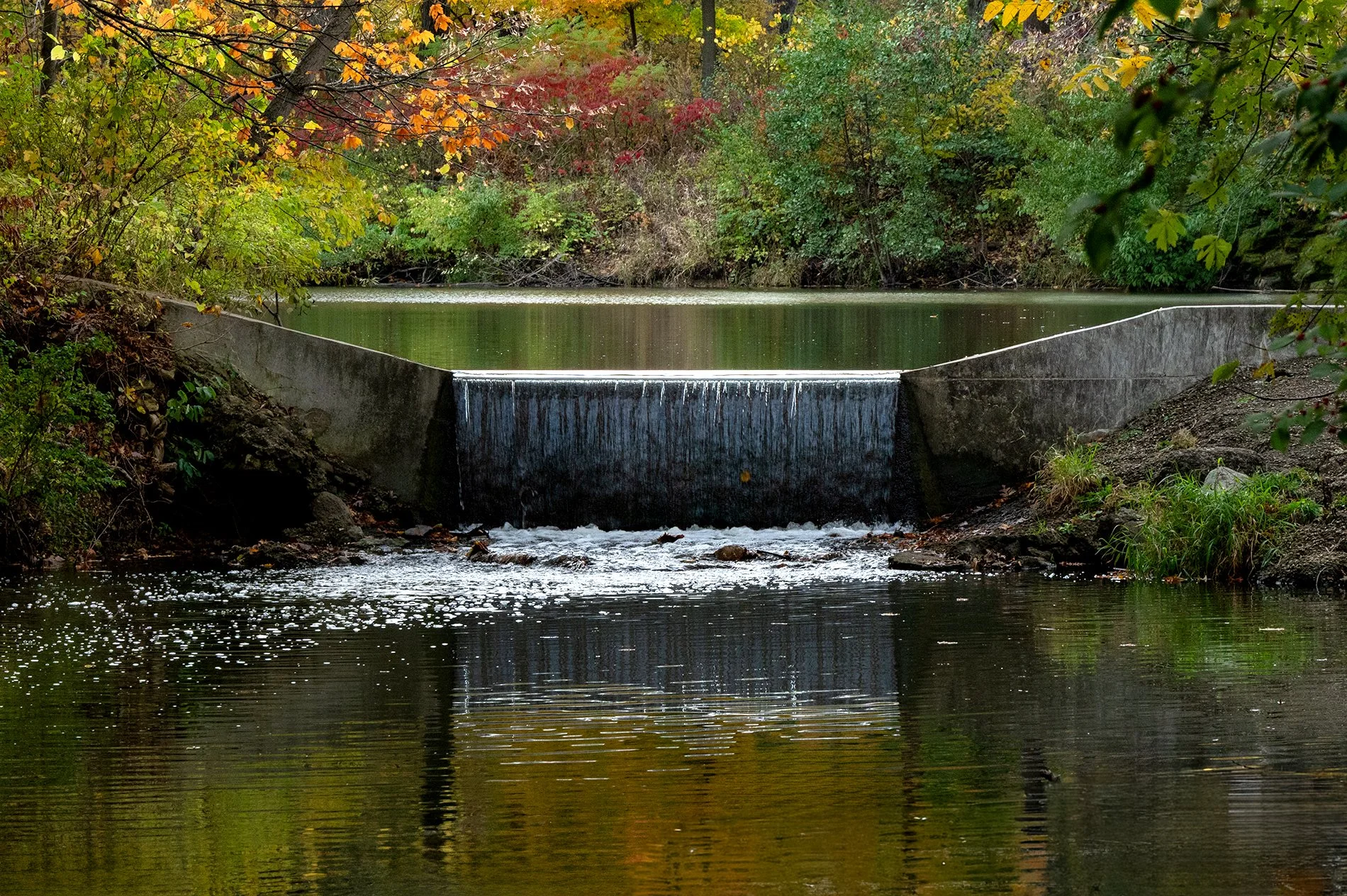 Sterling Pond Fall Reflection No.2 - 19k.jpg